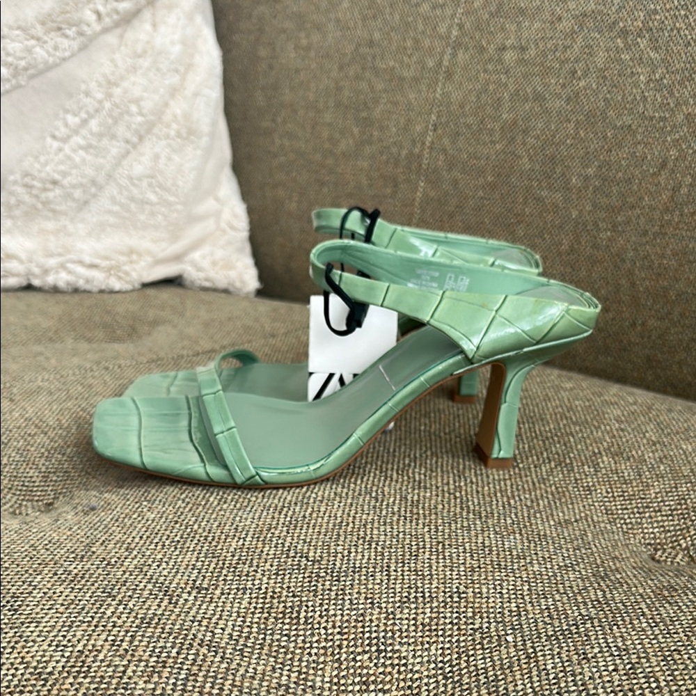 Zara textured Green slip on Women's Heels Sz 37